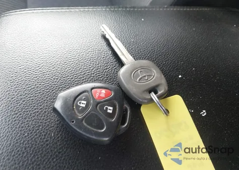 2014 Toyota 4Runner Sr5 z USA, uszkodzony, nr VIN JTEZU5JR9E5067868